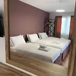 Grand Pogradec