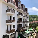 Grand Pogradec Hotel 5*