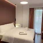Grand Pogradec Tushemisht