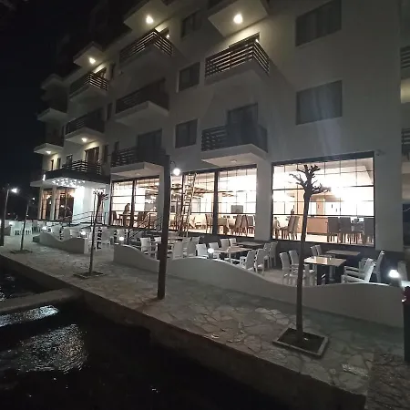 Ξενοδοχείο Grand Pogradec 5*