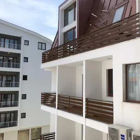 Grand Pogradec Otel Tushemisht