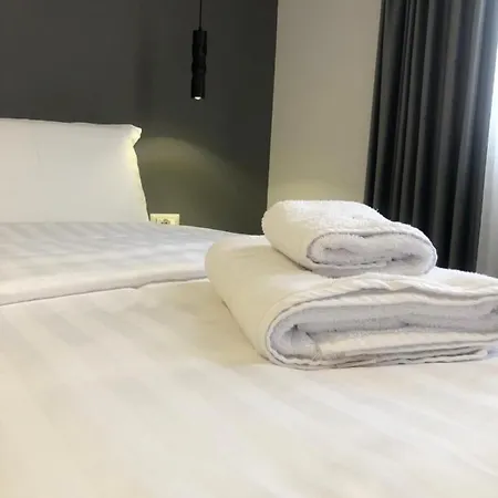 Grand Pogradec Tushemisht