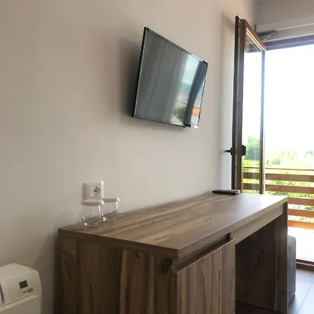 Grand Pogradec Tushemisht