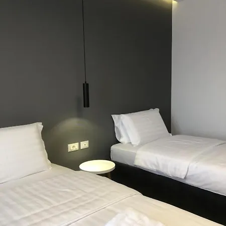 Grand Pogradec Tushemisht