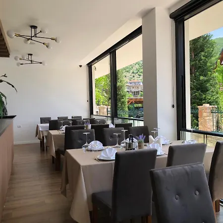 Hotel Grand Pogradec 5*