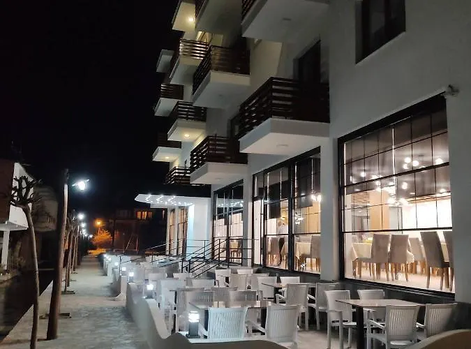 Hotel Grand Pogradec 5*