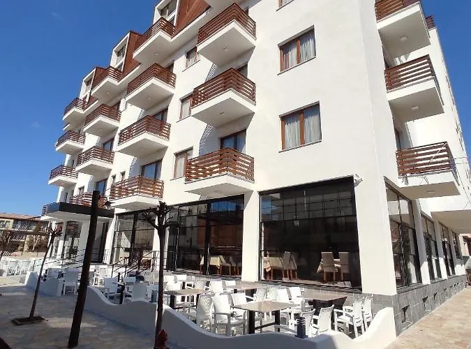 Grand Pogradec 5* Tushemisht