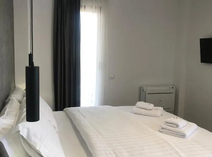 Grand Pogradec Tushemisht