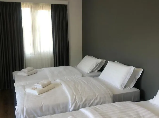 Grand Pogradec Hotel