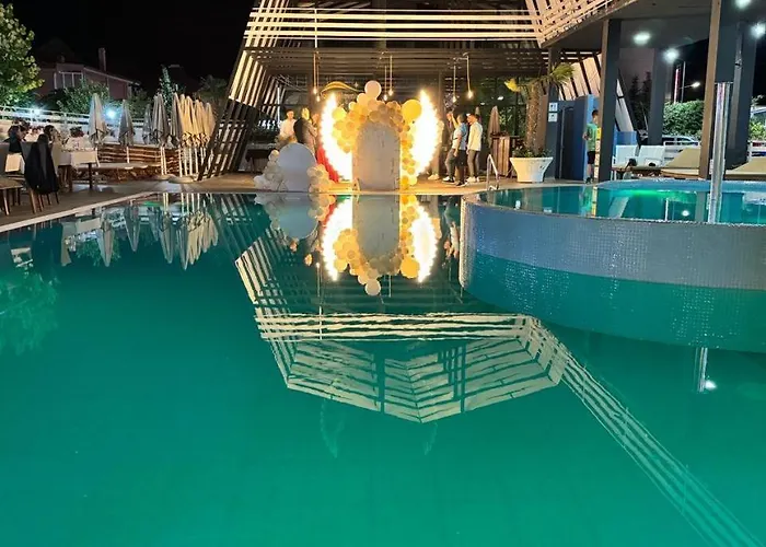 Grand Pogradec Hotel