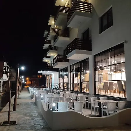 Hotel Grand Pogradec 5*