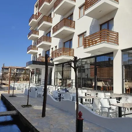 Grand Pogradec