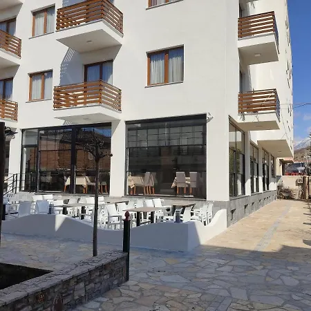 Grand Pogradec