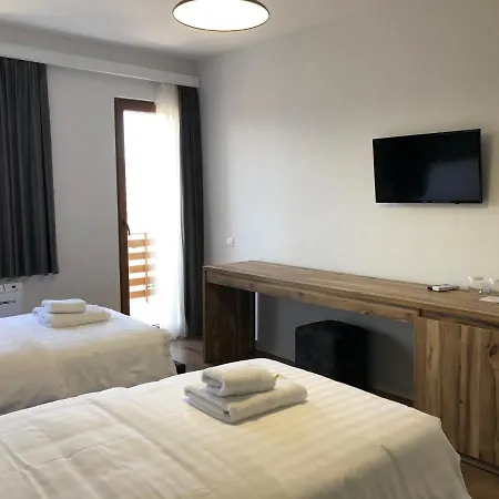 Grand Pogradec