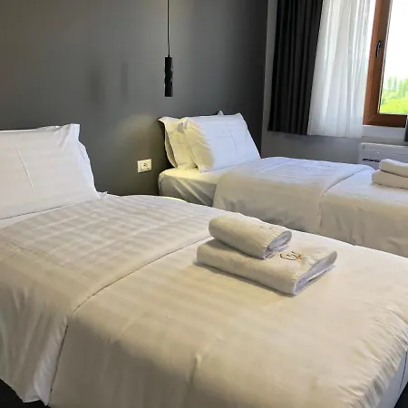 Grand Pogradec Hotel