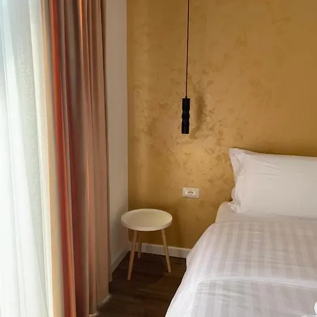Grand Pogradec Hotel 5*