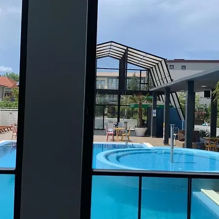 Grand Pogradec 5*