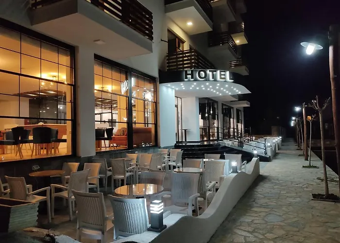 فندق Grand Pogradec Tushemisht