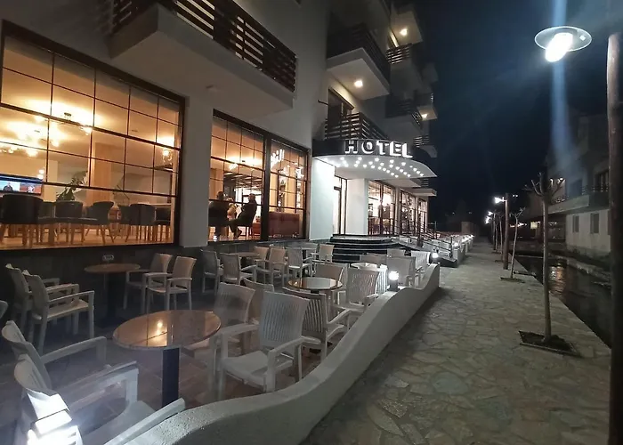 Grand Pogradec Tushemisht