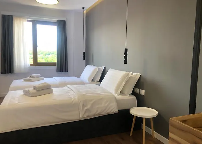 Отель Grand Pogradec